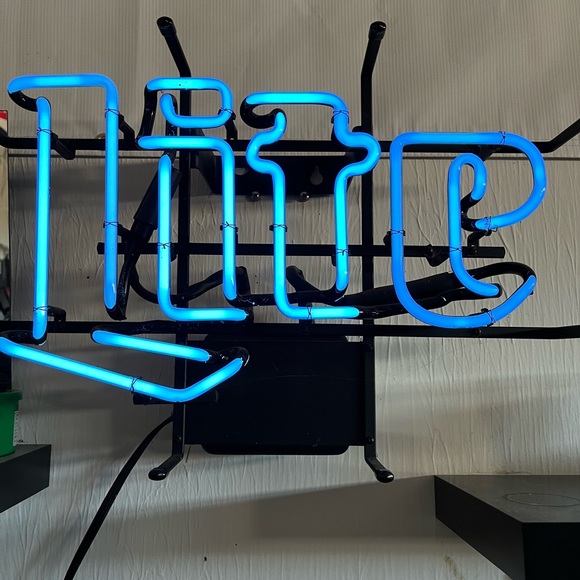 Miller Lite Neon Bar Sigh